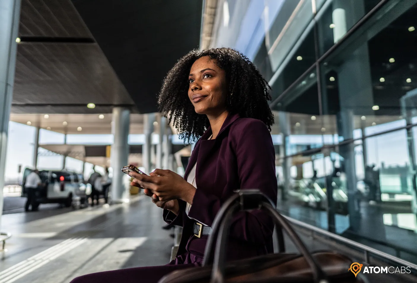 One-Way vs Return Taxi Bookings: Which Is Better for Regular Travellers?-1